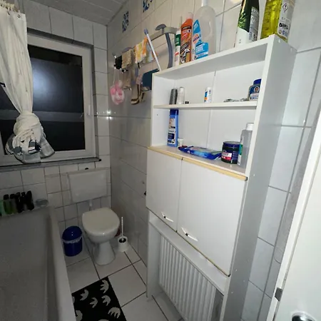 Schoenes In Bahnhofsnaehe In Einer Mit Grosser Terrasse Gießen