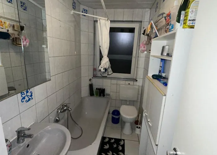 Schoenes In Bahnhofsnaehe In Einer Mit Grosser Terrasse