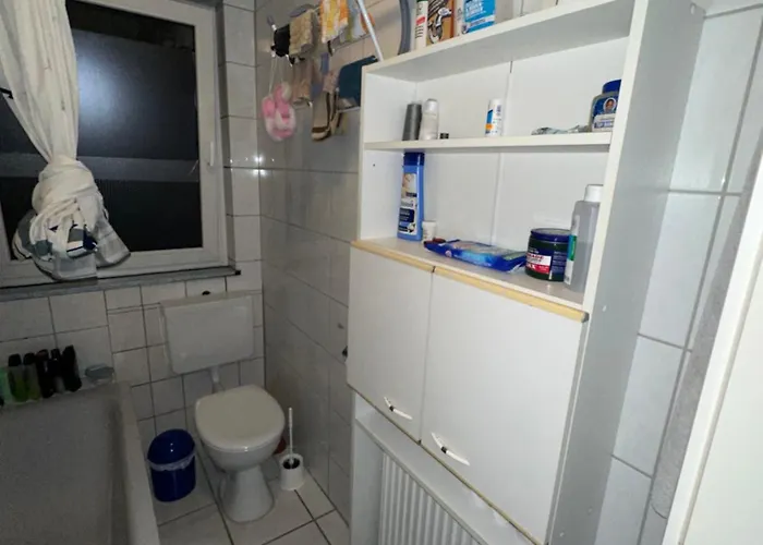 Schoenes In Bahnhofsnaehe In Einer Mit Grosser Terrasse Gießen